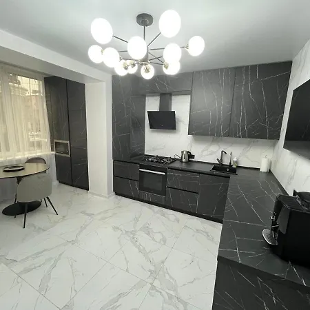 Апартаменти Люкс3 Khmel'nyts'kyy Exterior photo
