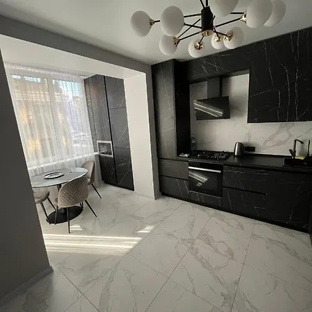 Апартаменти Люкс3 Khmel'nyts'kyy Exterior photo